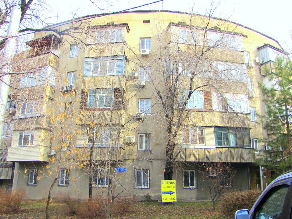 Guest House On Kaldaiakova 38 Almati Kültér fotó