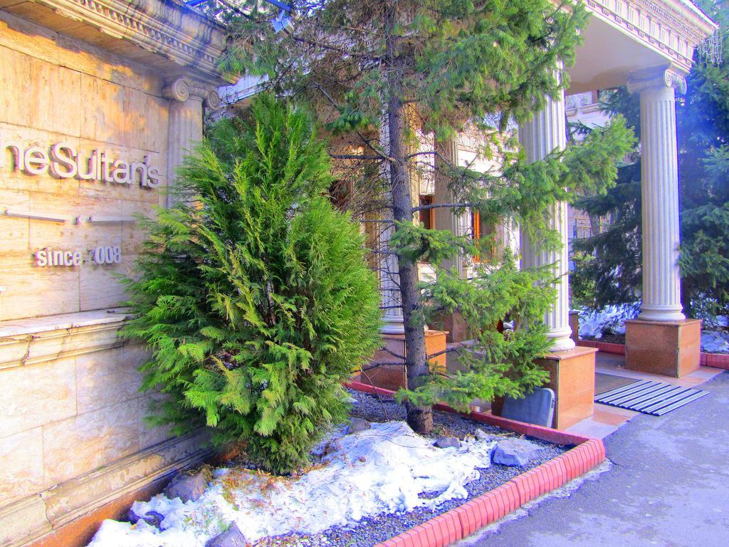 Guest House On Kaldaiakova 38 Almati Kültér fotó