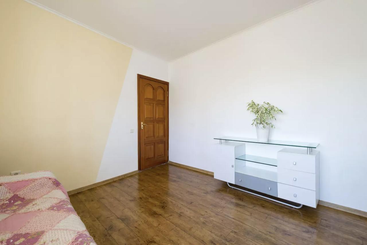 Guest House On Kaldaiakova 38 Almati Kültér fotó